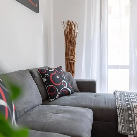 Apartment House Costantino
